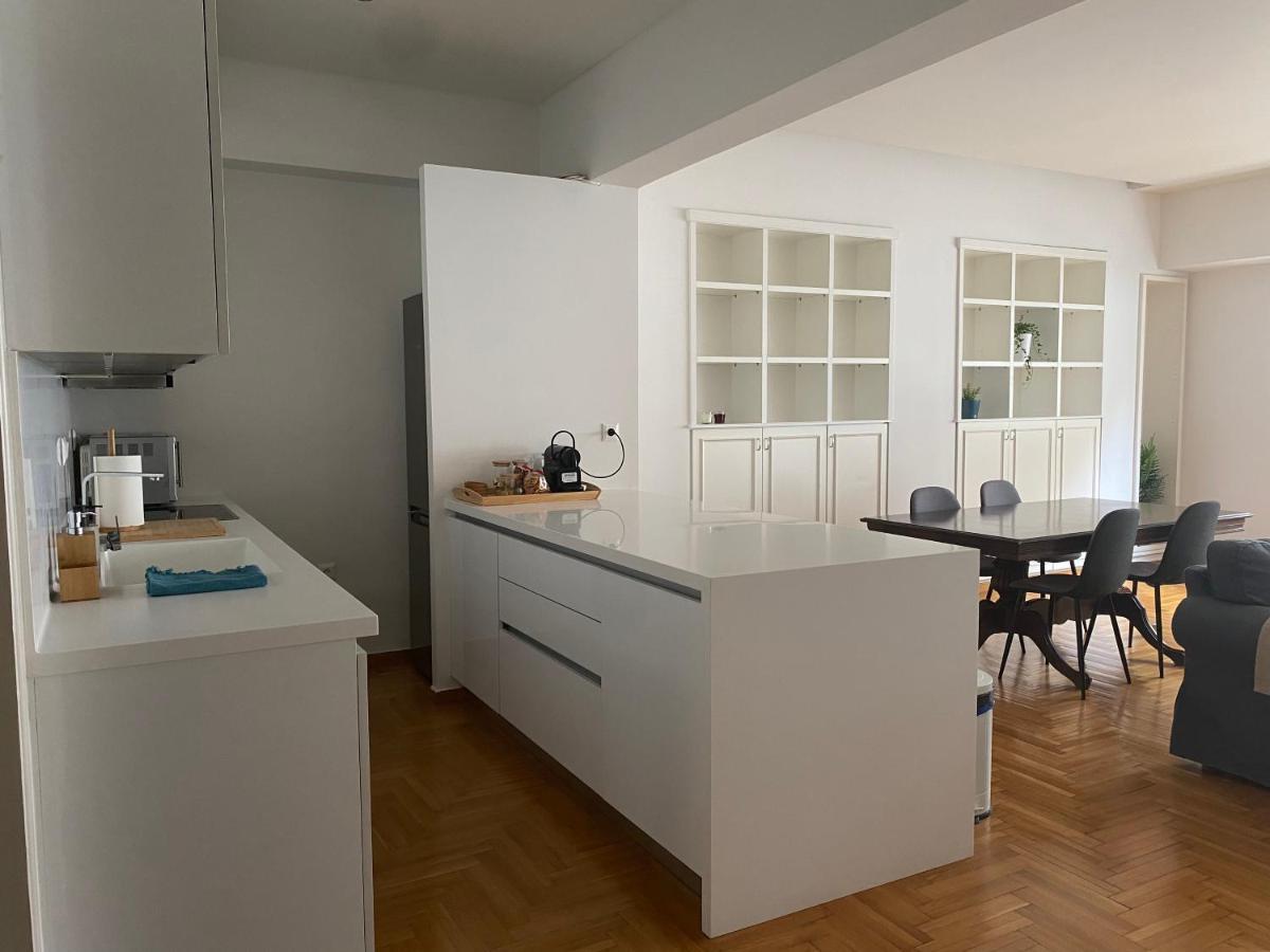 Apartment In Fancy Athenian Neighbourhood Экстерьер фото