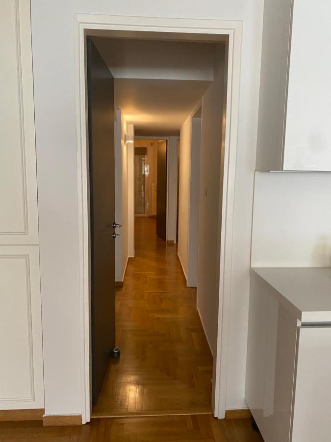 Apartment In Fancy Athenian Neighbourhood Экстерьер фото